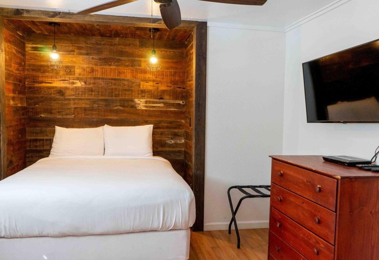 Multi-family Mountain Getaway Shaver Lake
